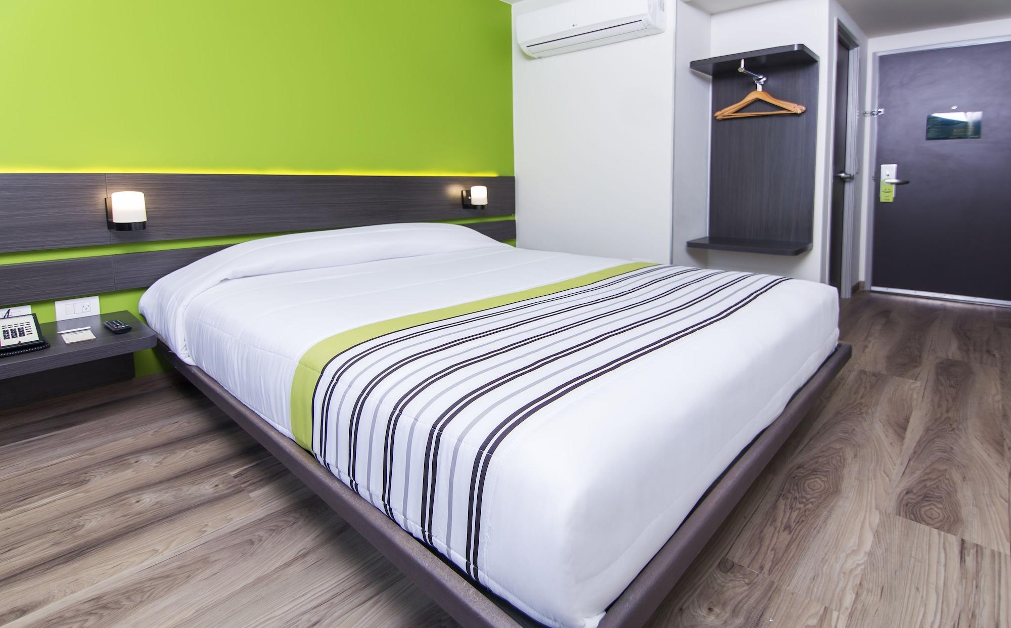 City Express Junior By Marriott Puebla Finsa Esterno foto