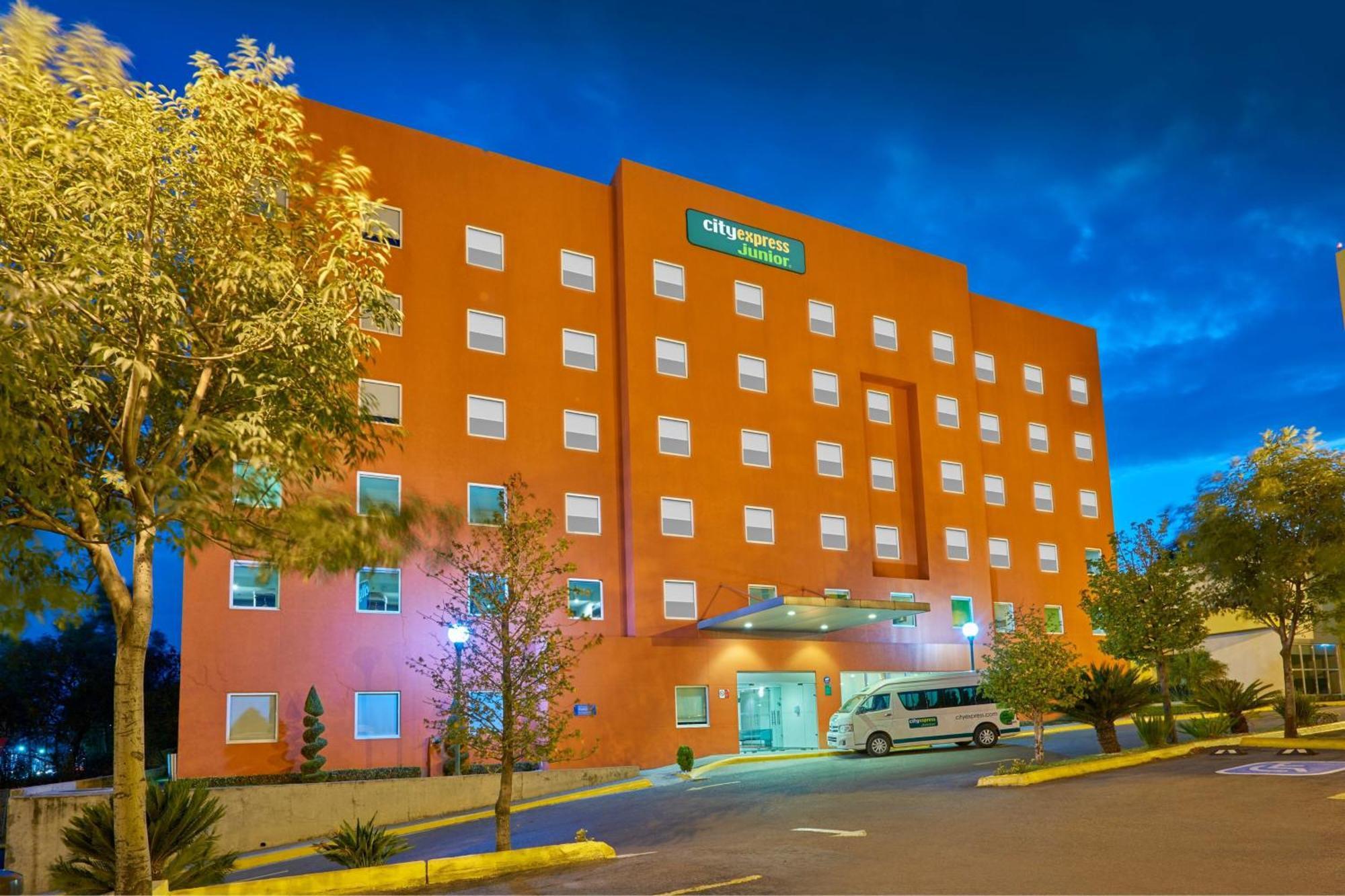 Hotel City Express Junior By Marriott Puebla Finsa Esterno foto