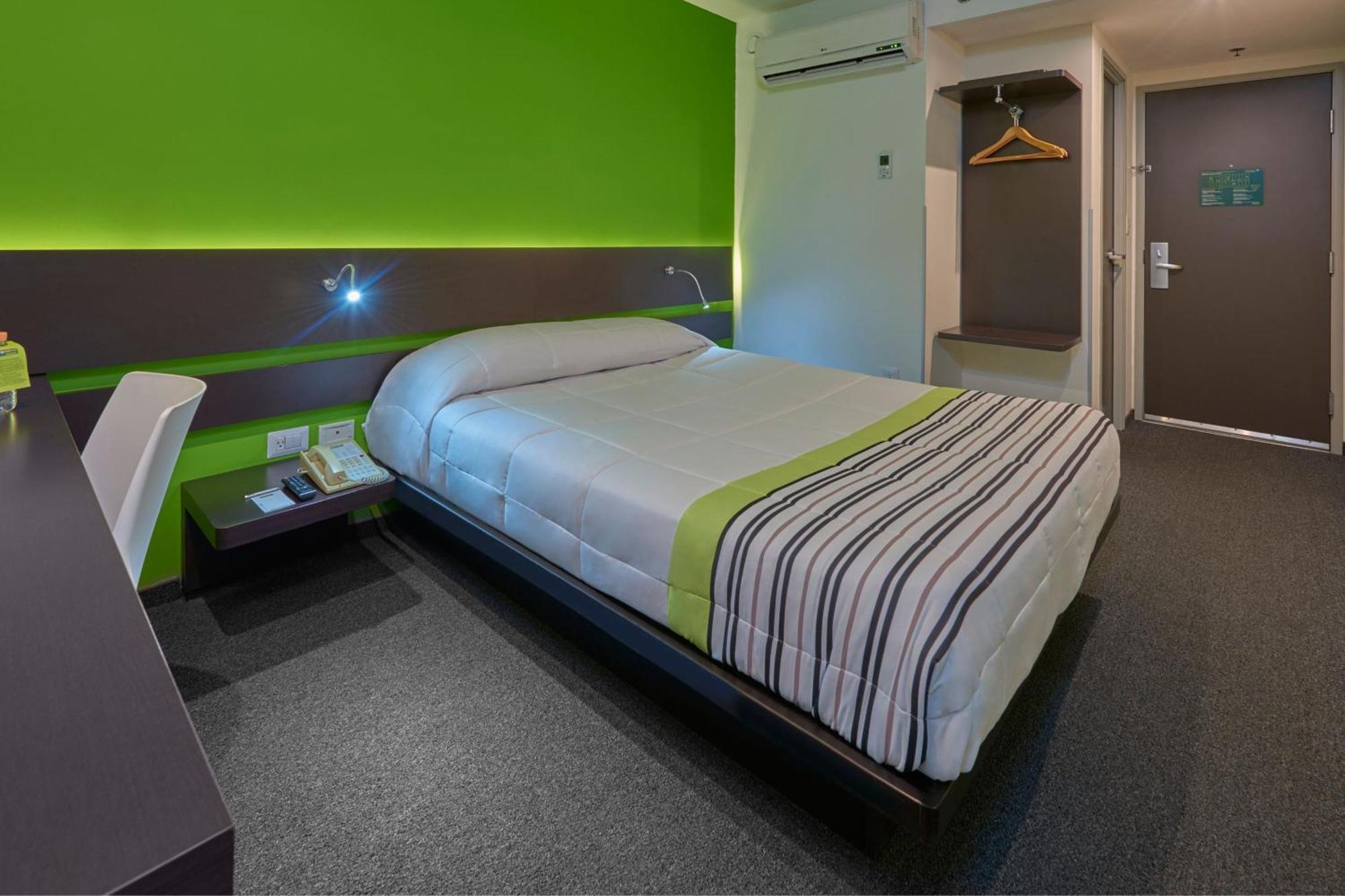City Express Junior By Marriott Puebla Finsa Esterno foto